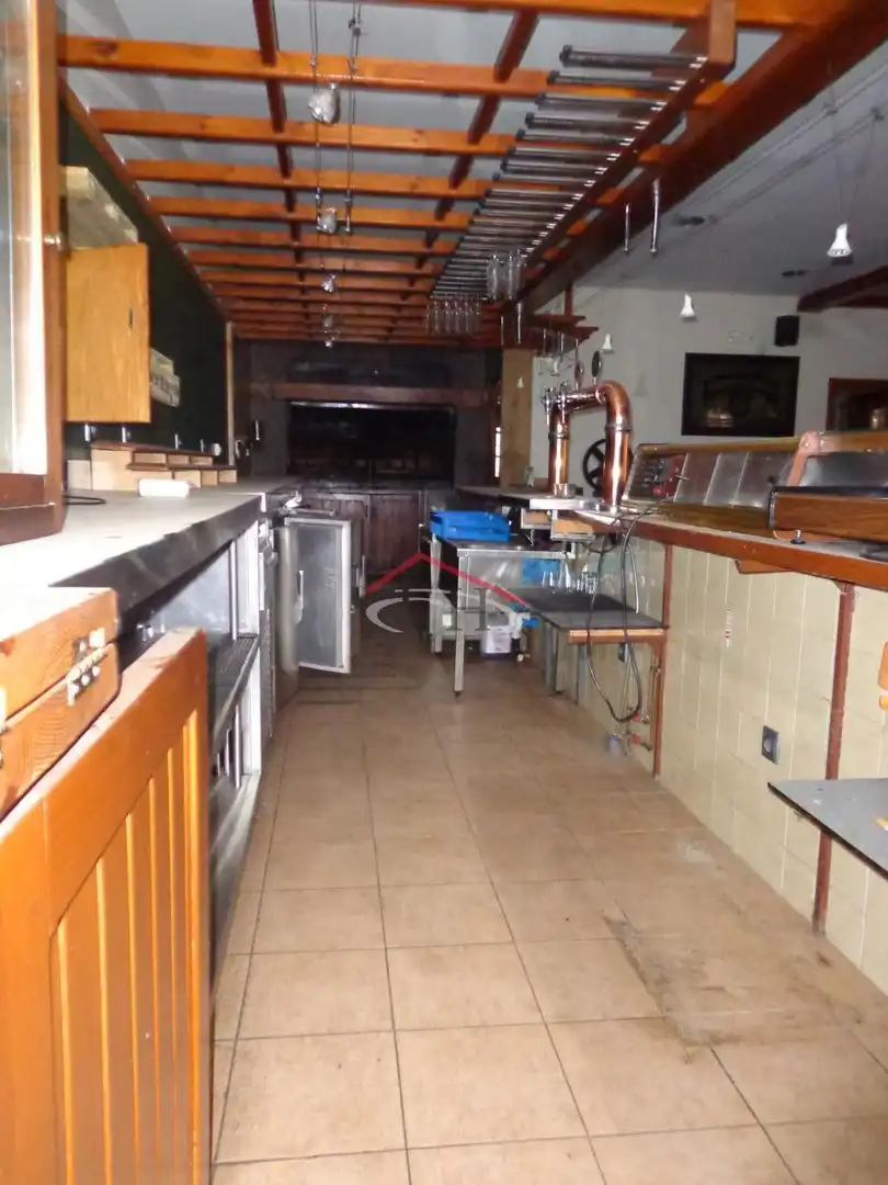 Kitchen of Commercial properties for sale in Sariegos  with Furnished