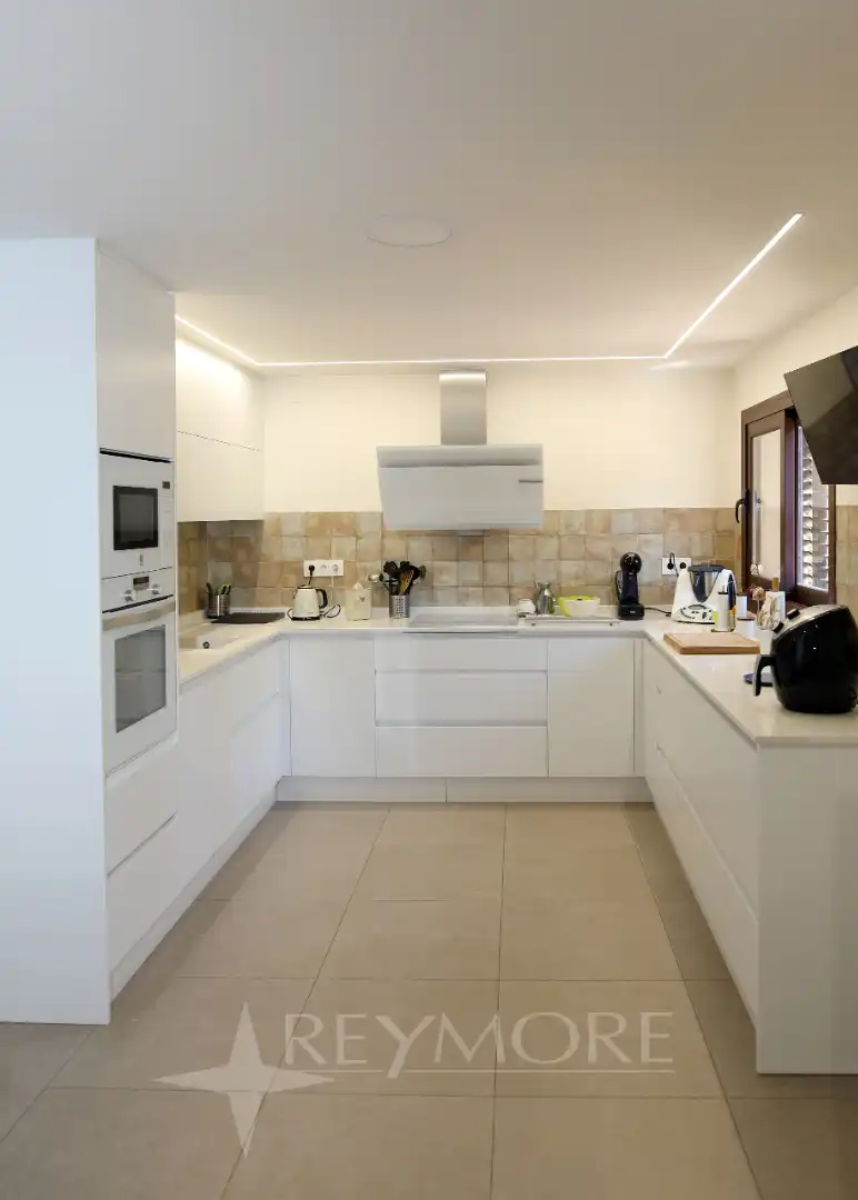 Cocina de Casa o chalet en venta en Córdoba con Aire acondicionado, Calefacción y Jardín privado