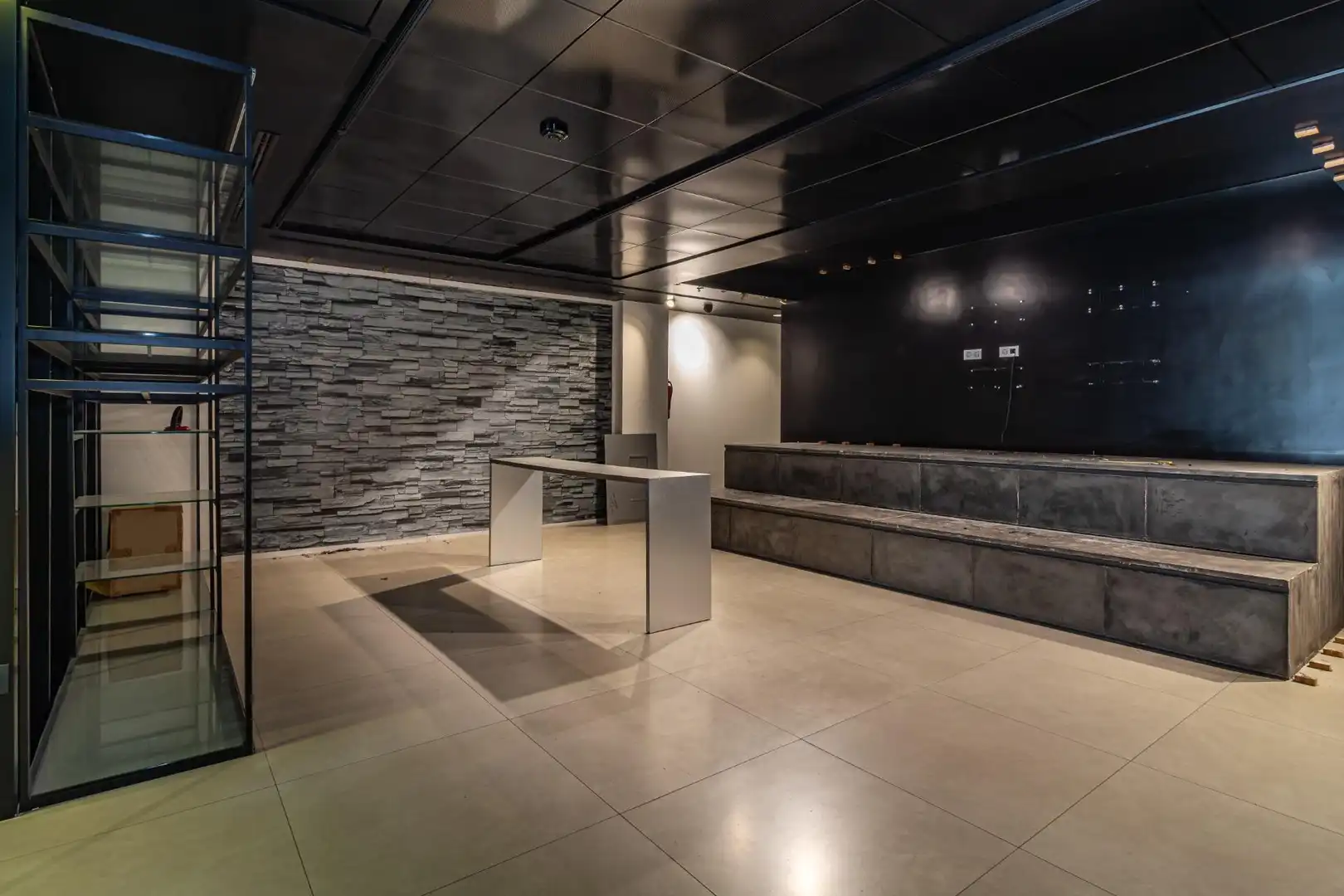 Business premises to rent in Calle de Asensi 5