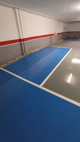 Garaje en Venta en Carrer de Segòvia en Joc de la Bola - Camps d'Esports