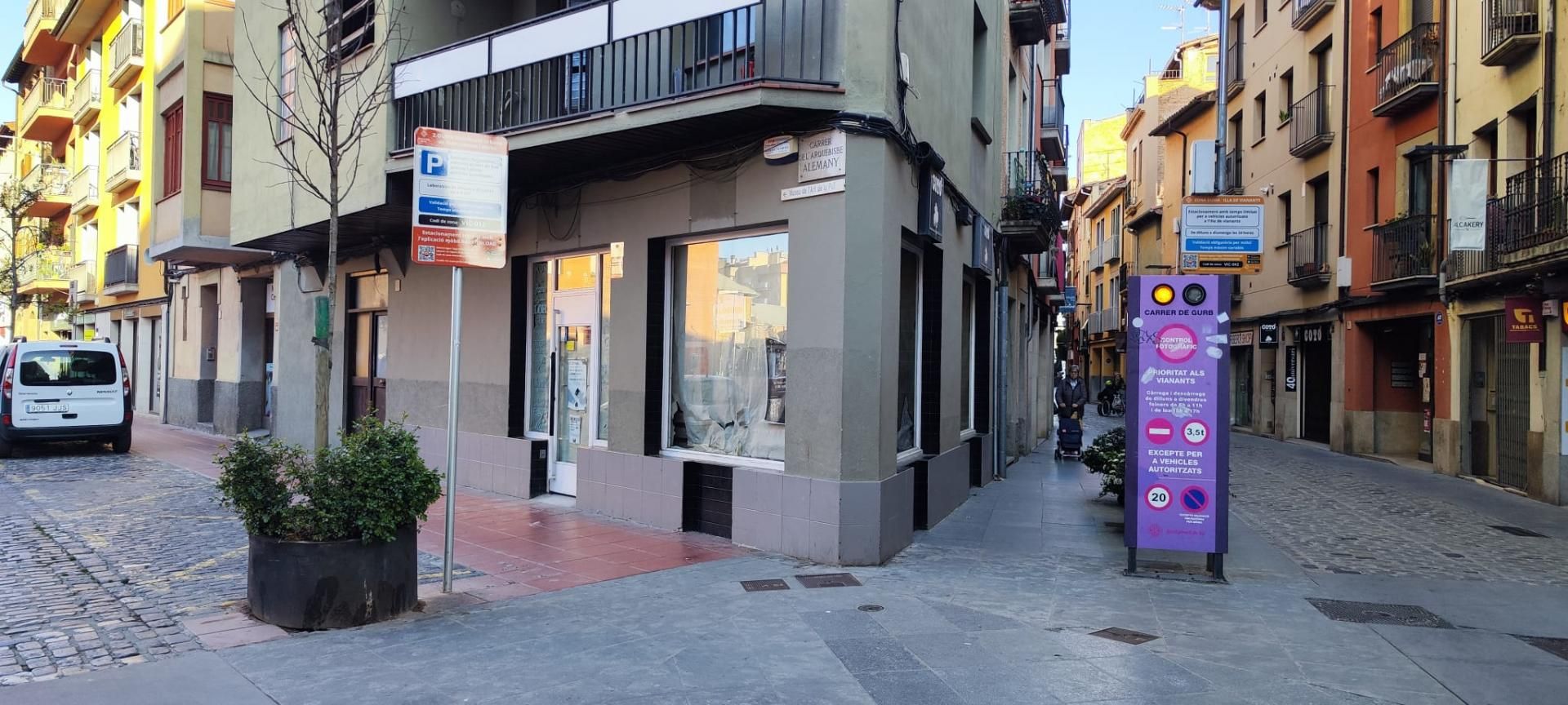 Local de lloguer a de l'Arquebisbe Alemany, 2, Nord , Vic