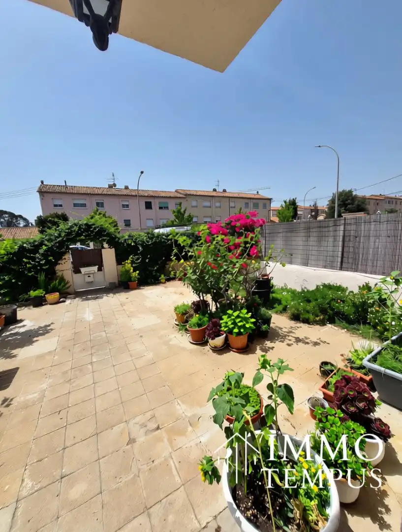 Terrace of Flat for sale in Terrassa  with Parquet flooring, Terrace and Oven