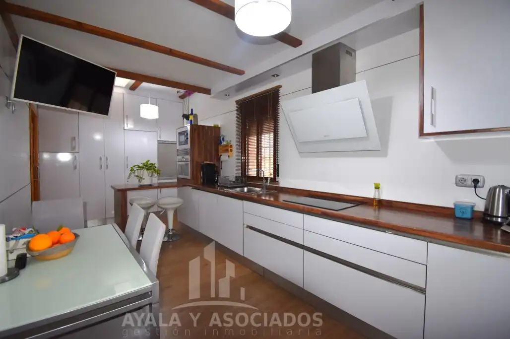 Cuina de Casa o xalet en venda en Torre-Pacheco amb Aire condicionat, Calefacció i Jardí privat