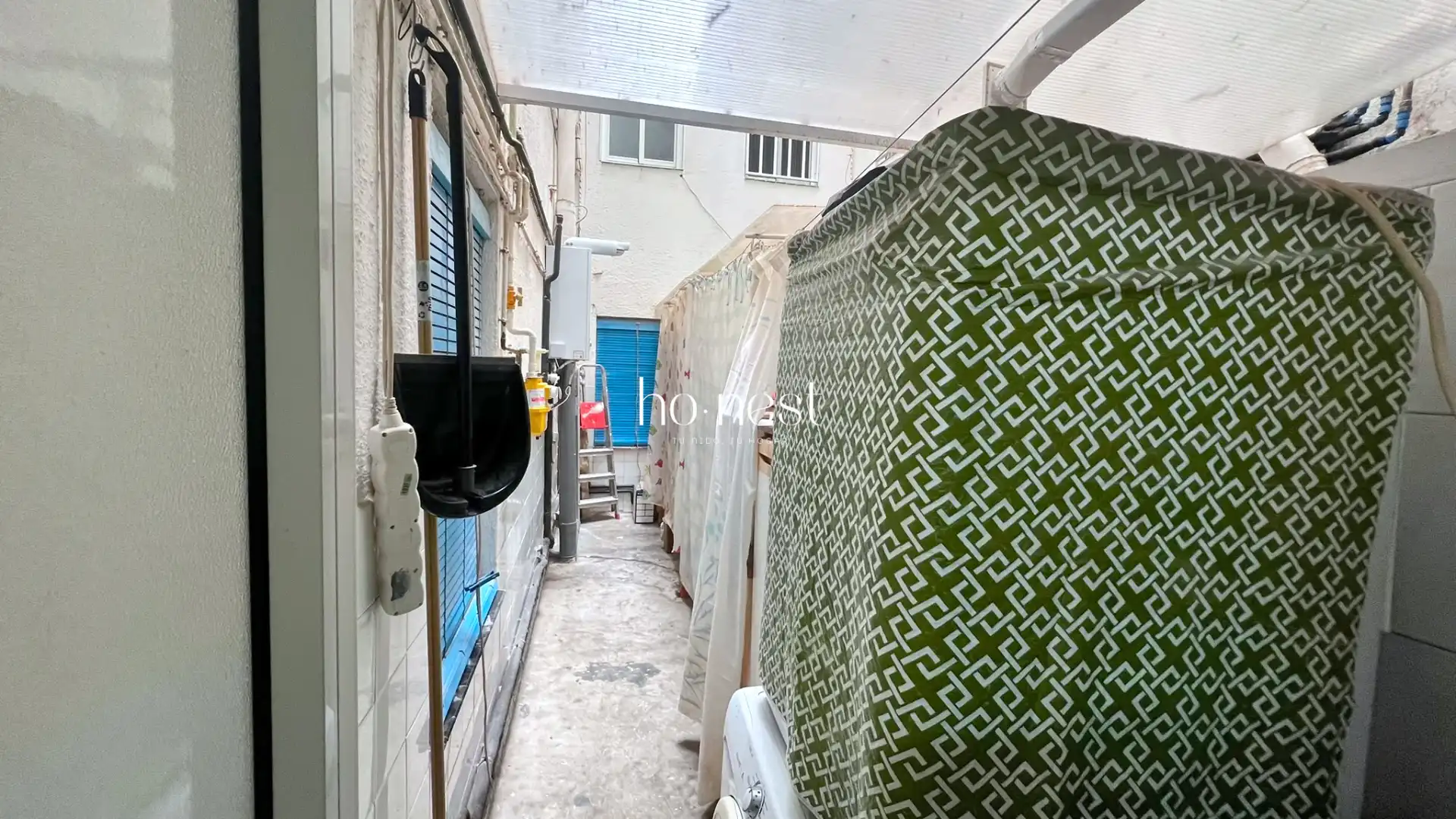 Planta baja en venta en La Salut
