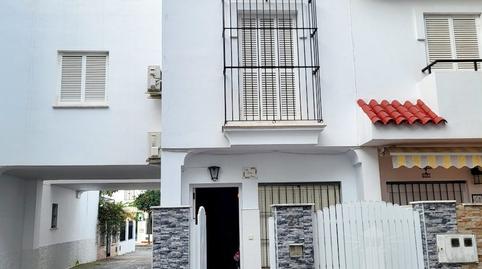 Foto 2 de Casa adosada en venta en Calle Gracia Montes, Playa Cruz del Mar, Cádiz