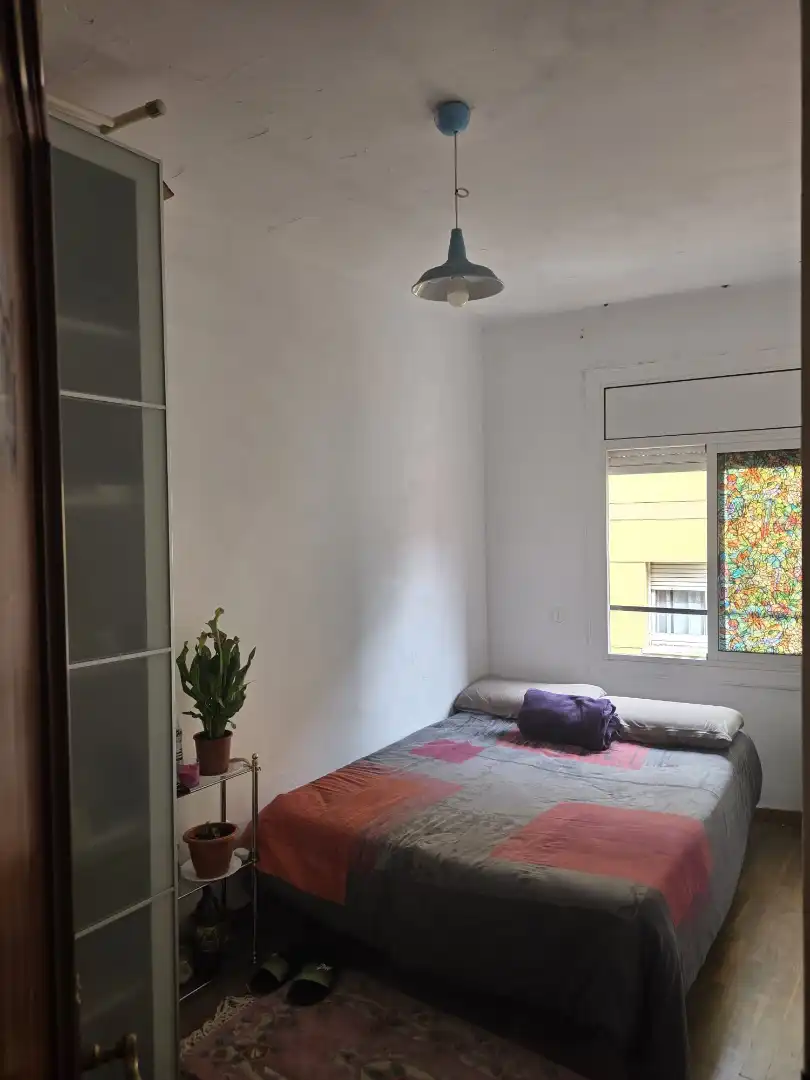 Schlafzimmer von Wohnung zum Verkauf in Santa Coloma de Gramenet