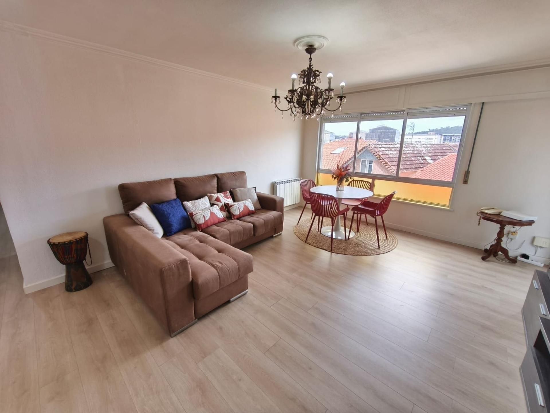 Wohnzimmer von Wohnung zum verkauf in Ribeira mit Heizung und Terrasse
