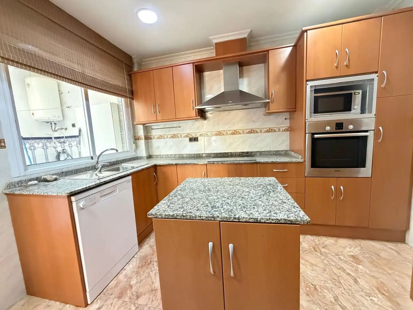 Kitchen of Houses for sale in Catral  with Air Conditioner, Terrace and Furnished