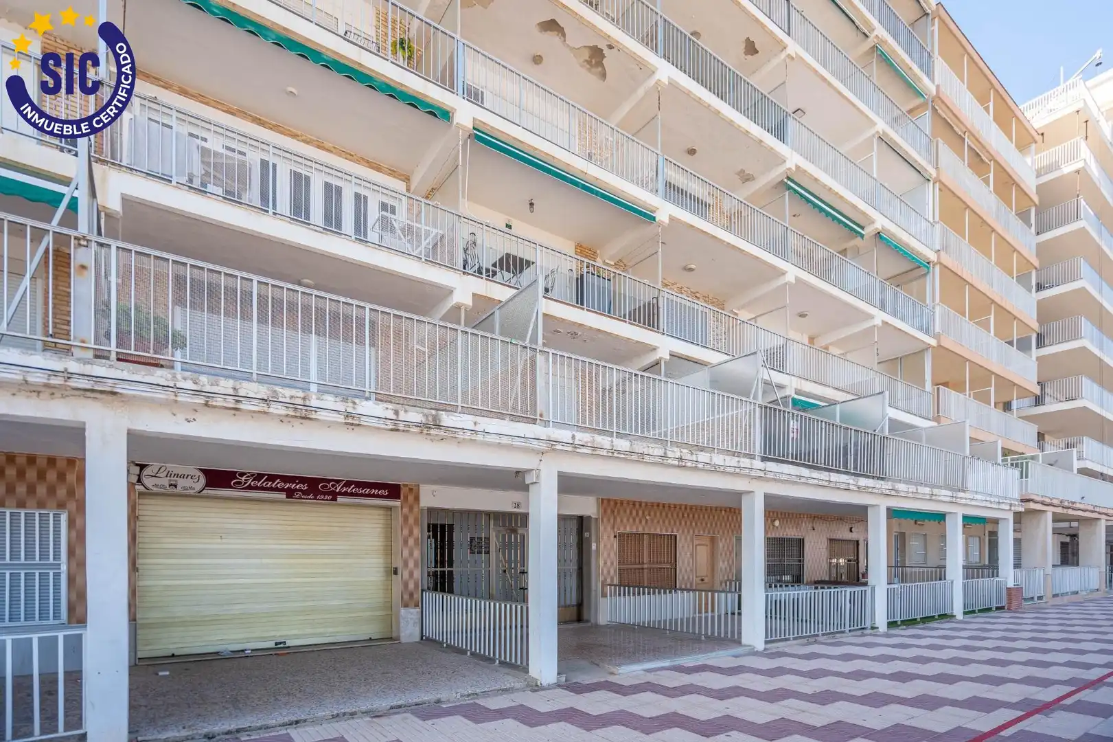 Vista exterior de Apartament en venda en Sueca amb Terrassa i Balcó