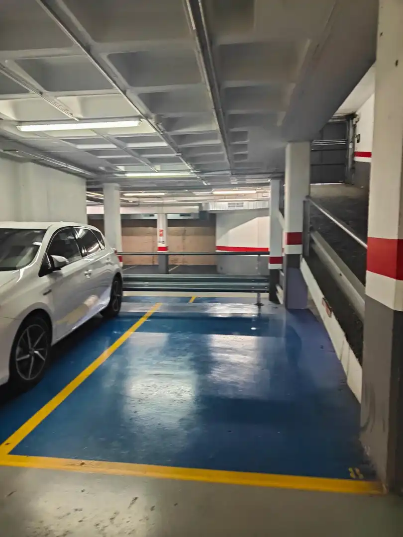 Einzelparkplatz zur Miete in Carrer CAPONATA 8, imagen 5