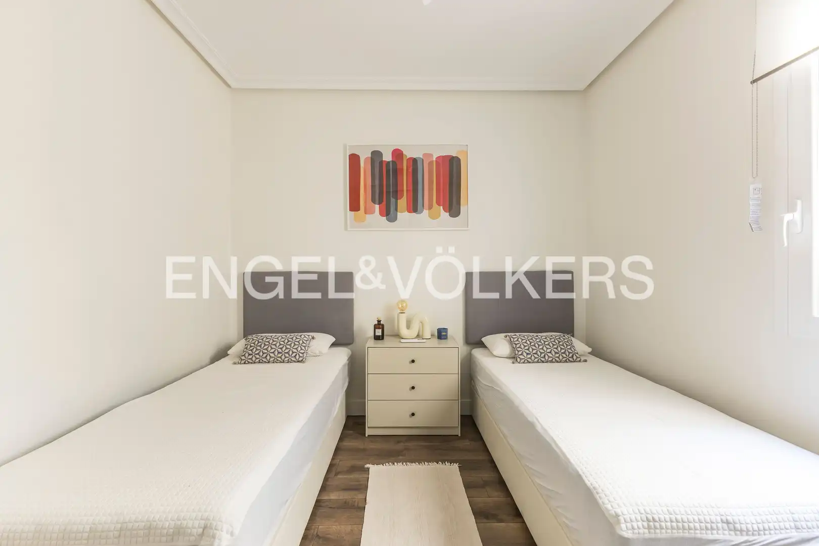 Bedroom of Flat for rent in Madrid  with Air Conditioner, Heating and Furnished