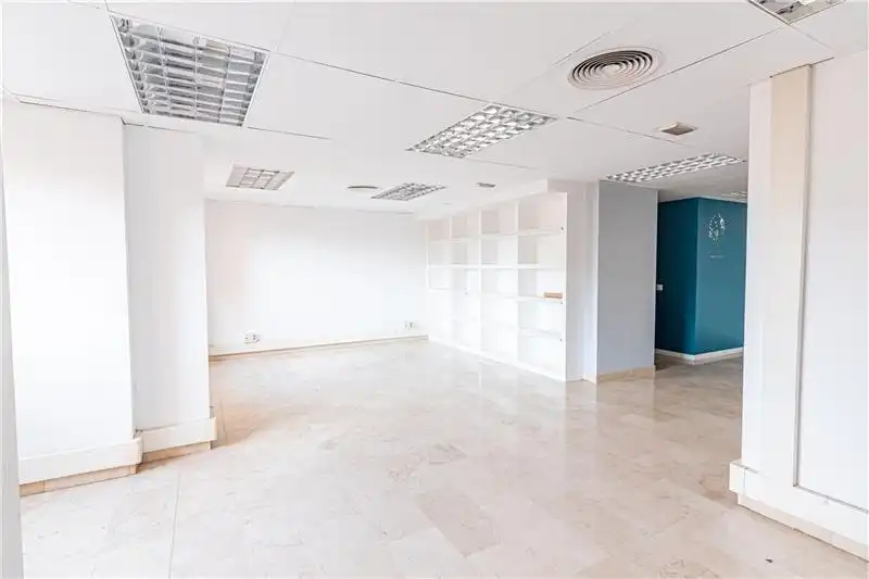 Büro mit Aufzug zur Miete in Centre