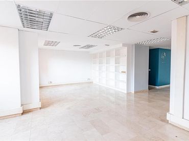 Büro mit Aufzug zur Miete in Centre
