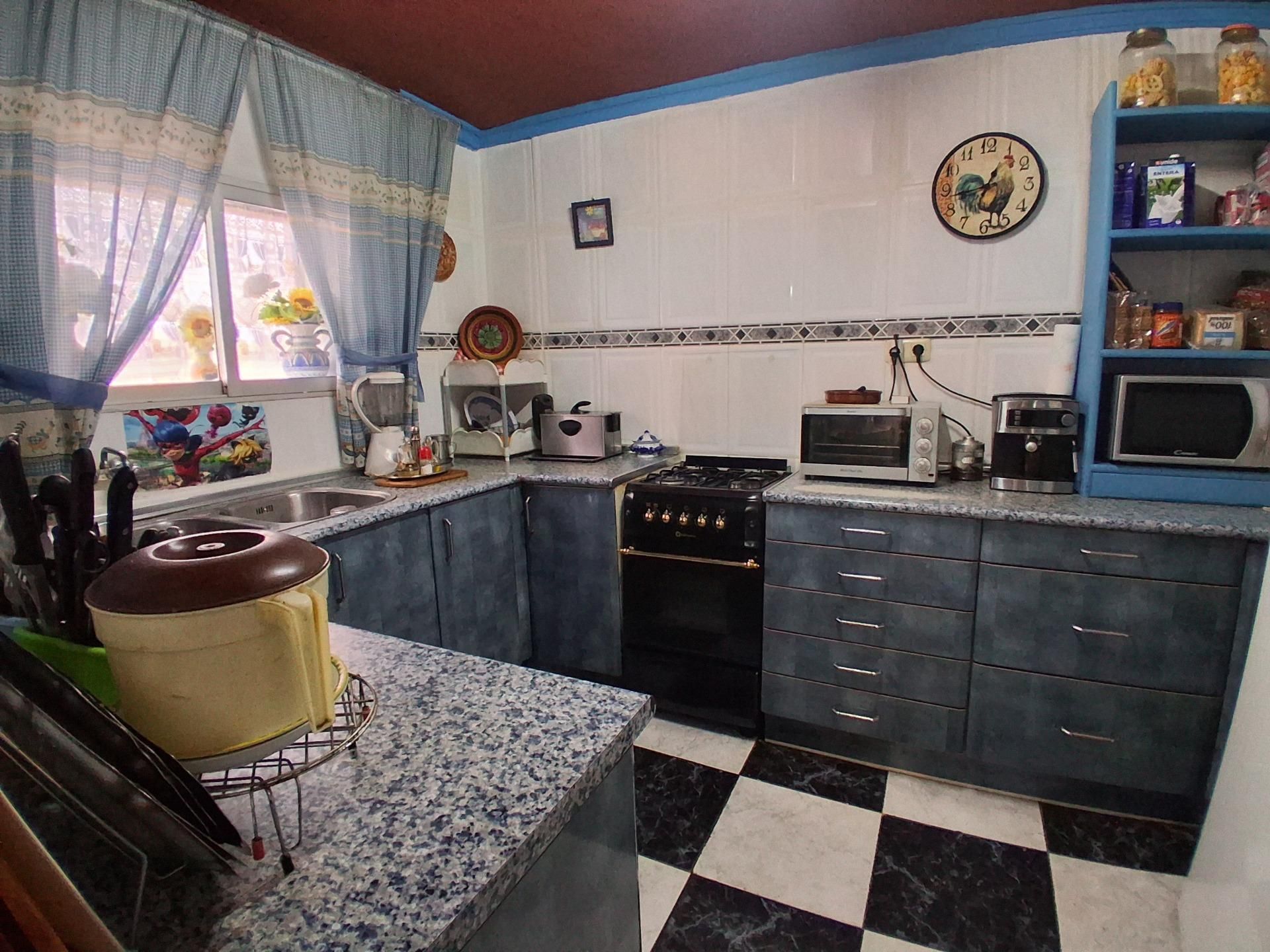 Kitchen of House or chalet for sale in Yeles  with Heating, Private garden and Furnished