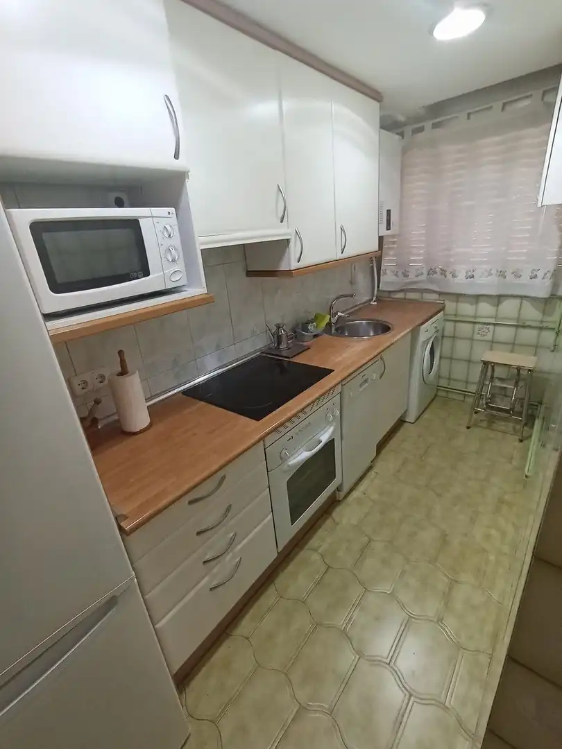 Küche von Wohnung zur Miete in Madrid mit Klimaanlage, Heizung und Terrasse