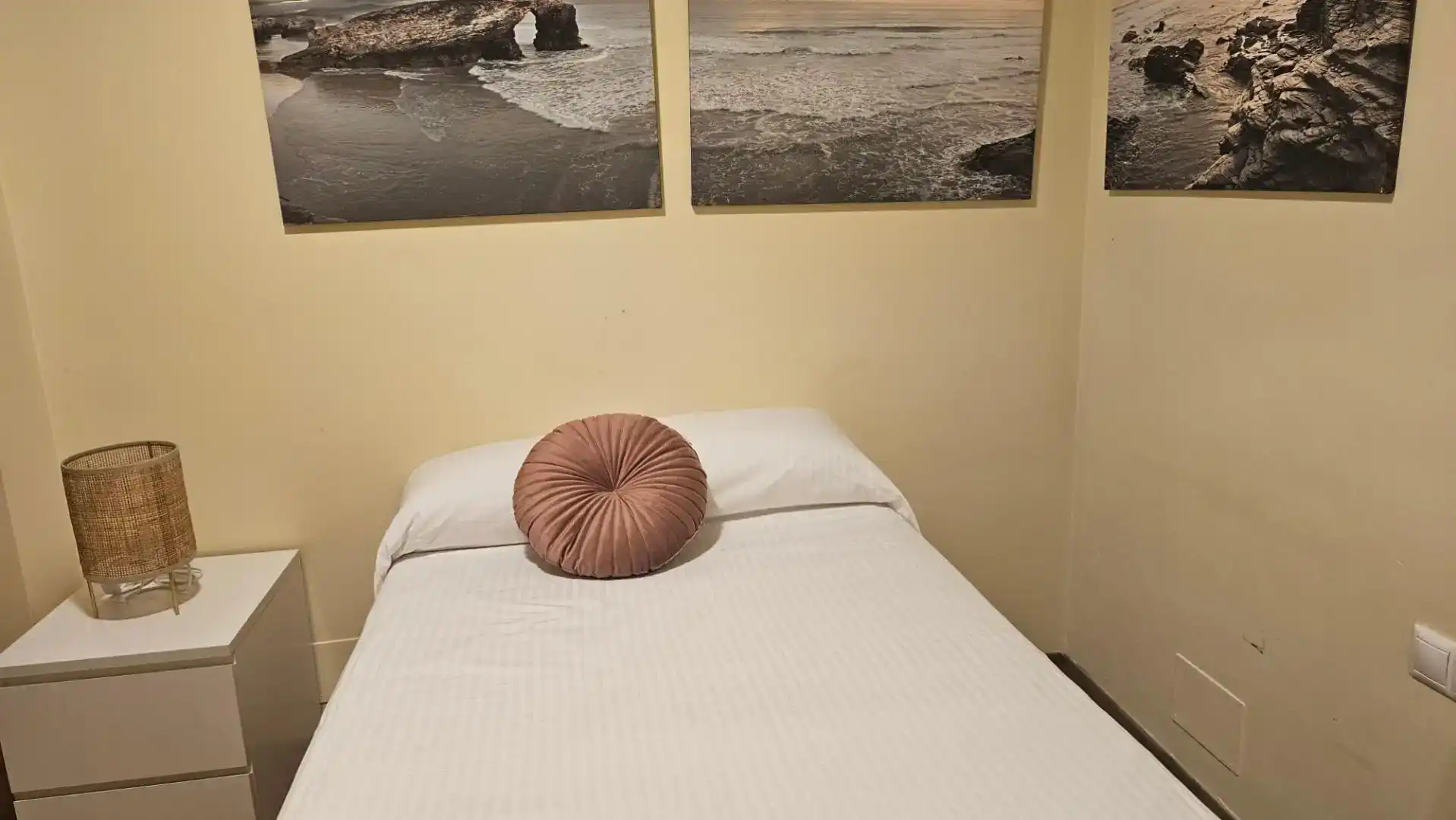 Schlafzimmer von Wohnungen zum Verkauf in Foz