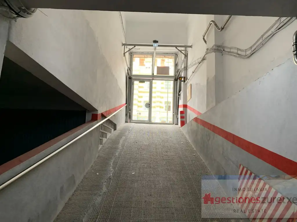 Individual en venta en Aldea, Alameda Doctor Areilza, imagen 3