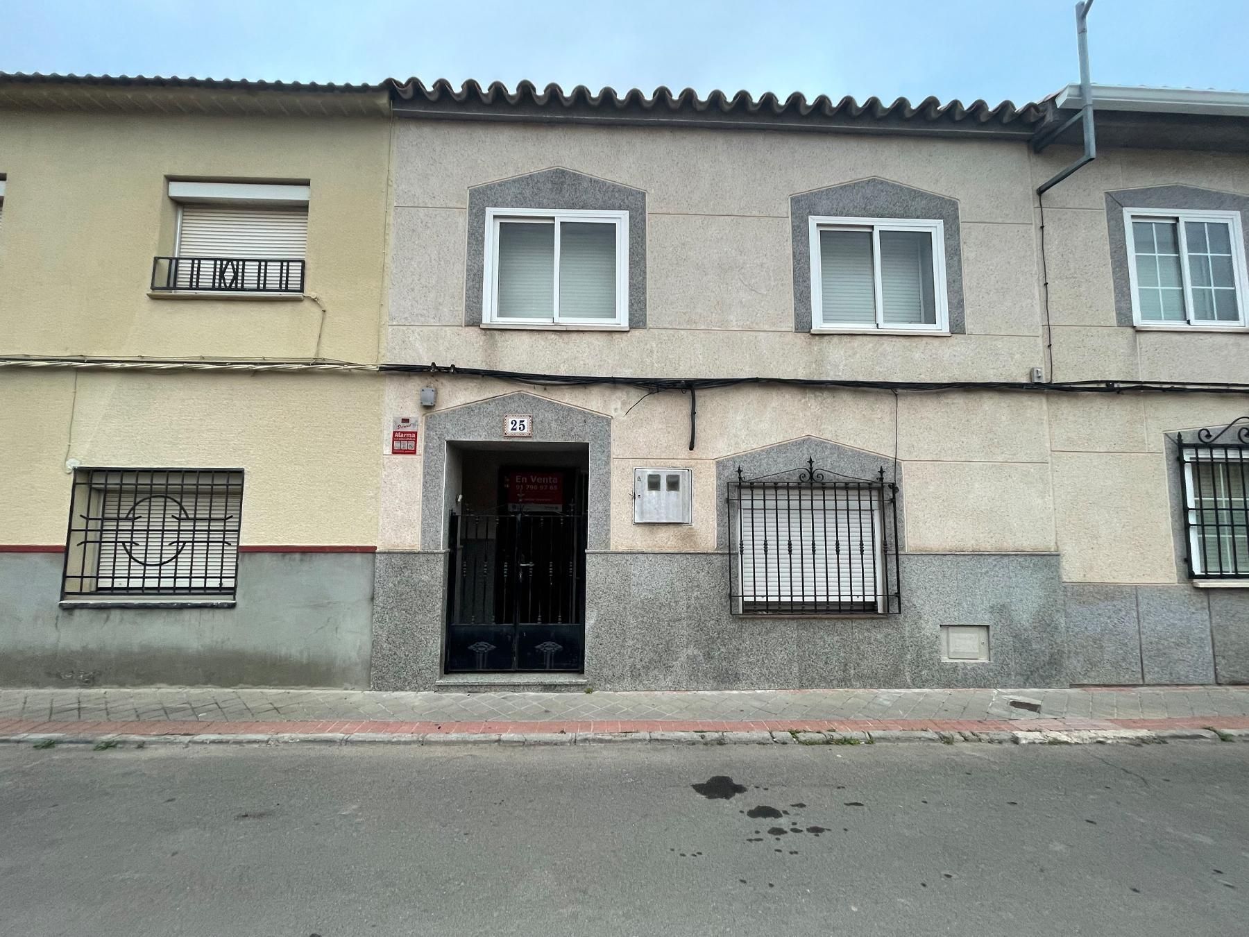 Exterior view of House or chalet for sale in Quintanar de la Orden