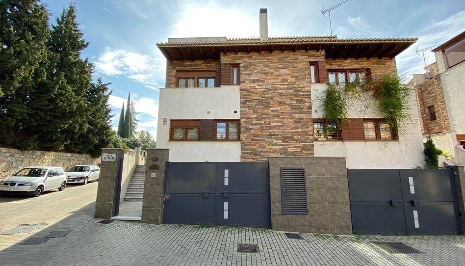 Foto 1 de Casa adosada en venda a Calle Almiar, 28, Camino de los Neveros - Serrallo, Granada