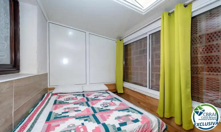 Schlafzimmer von Erdgeschoss zum Verkauf in Empuriabrava mit Gemeinschaftspool
