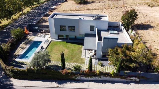 Casa-chalet en Alquiler en Ciudad Universitaria