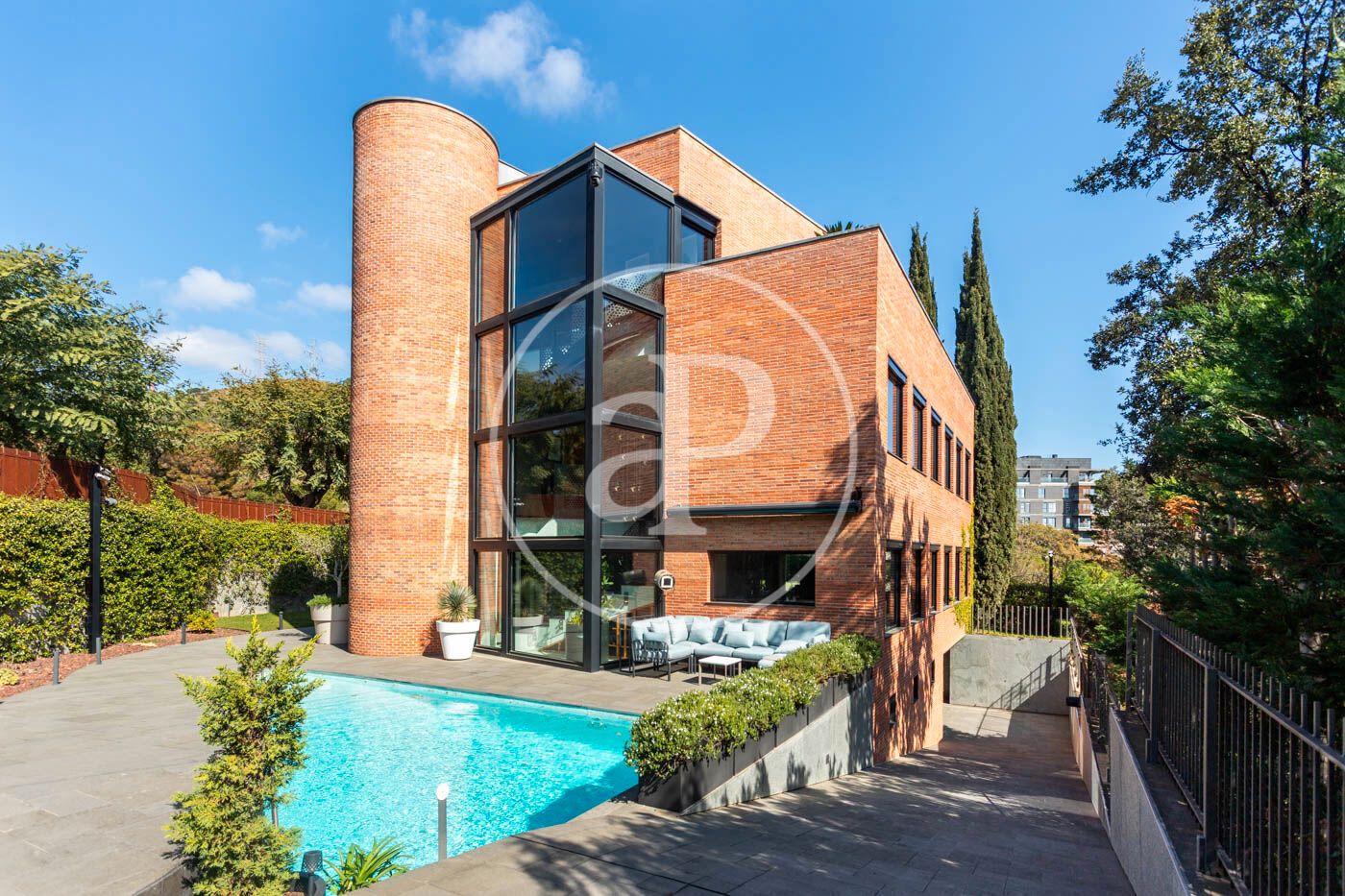 Exterior view of House or chalet for sale in El Prat de Llobregat  with Air Conditioner, Heating and Private garden