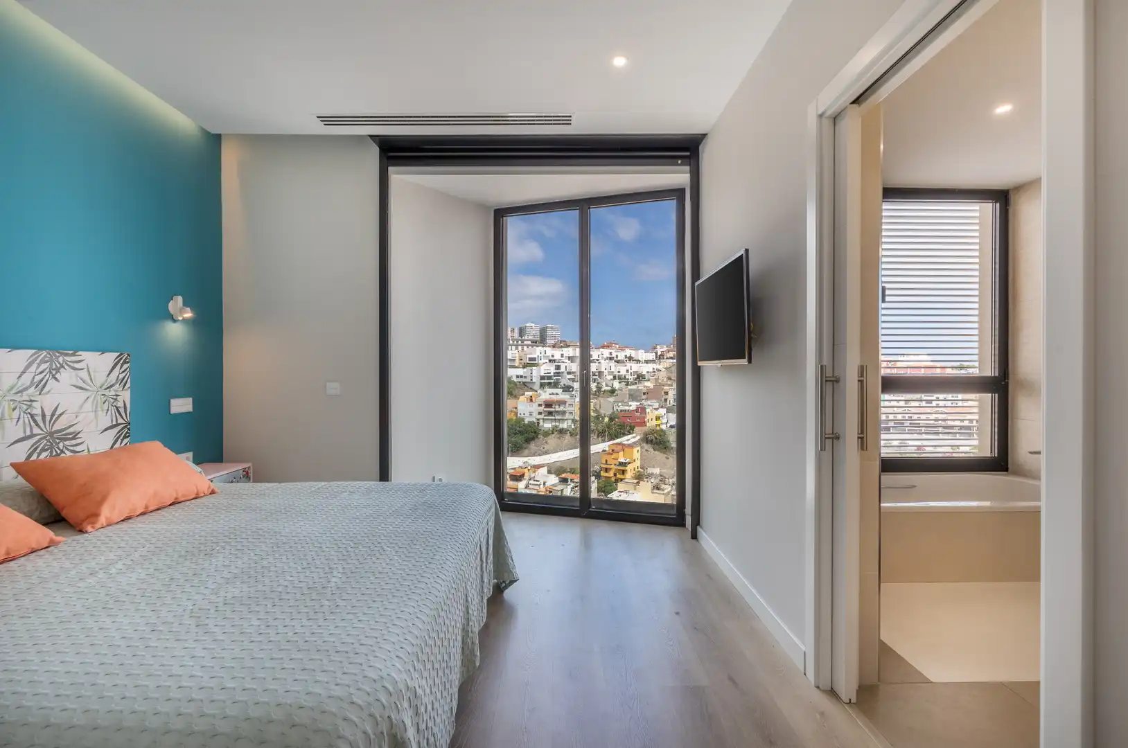 Bedroom of Houses for sale in Las Palmas de Gran Canaria  with Parquet flooring, Terrace and Furnished