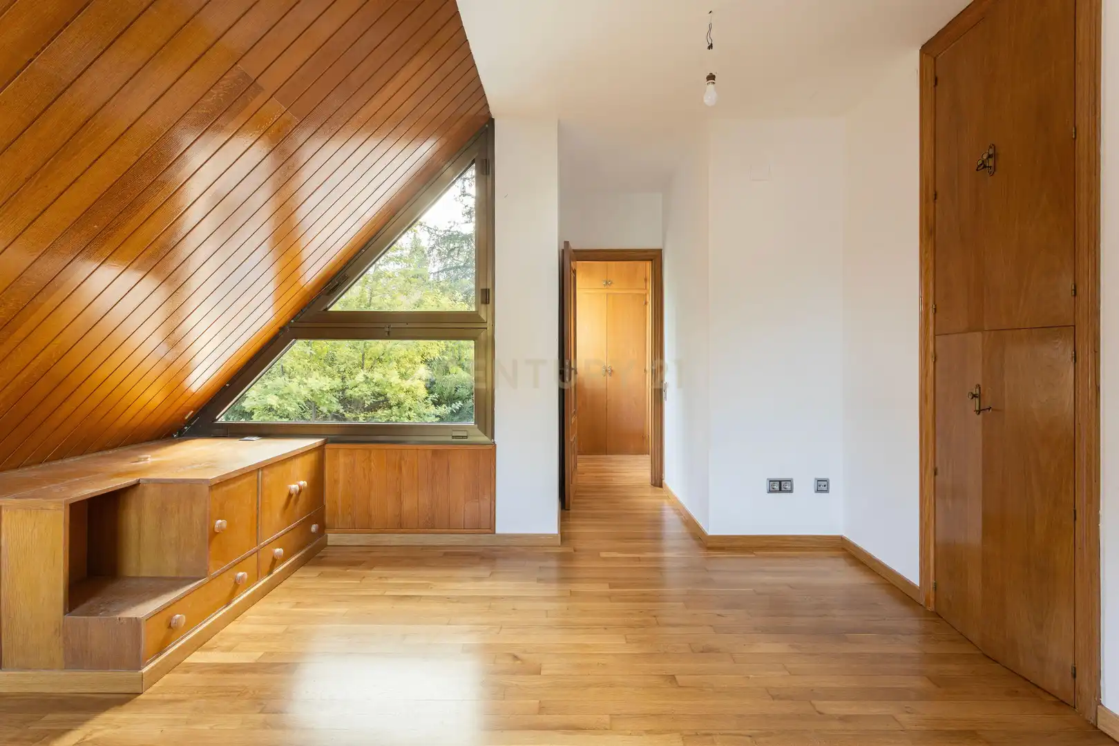 Casa o chalet de alquiler en Carrer d'Àngel Guimerà, Sant Cugat del Vallès, Bar, -1, L'Eixample