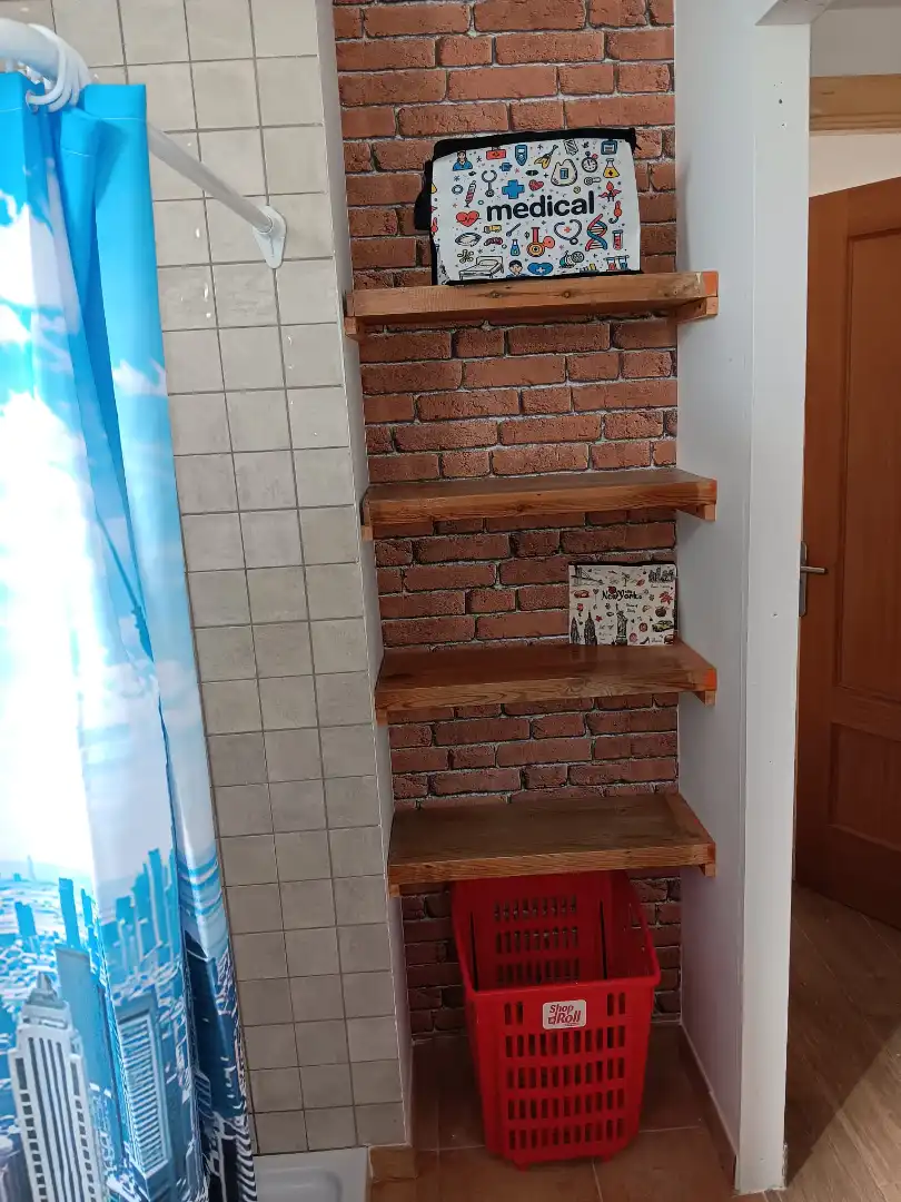 Bathroom of Apartments for rent in Álora  with Air Conditioner, Furnished and Washing machine