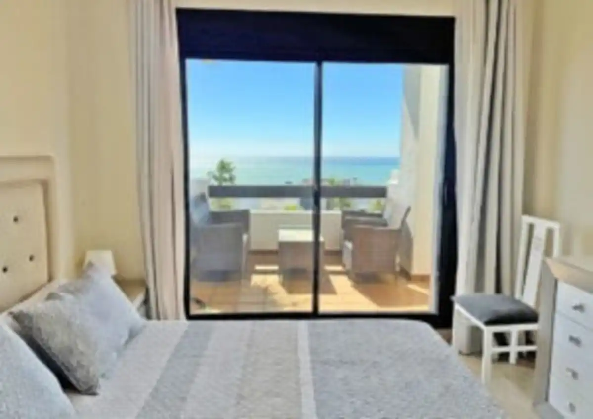 Apartment with pool for sale in La Alcaidesa, imagen 9