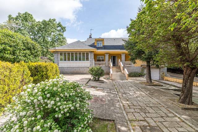 Casa-chalet en Venta en Zaburdón - Monte Escorial