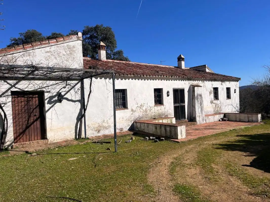 Casa rústica amb terrassa en venda a Cazalla de la Sierra, imagen 15