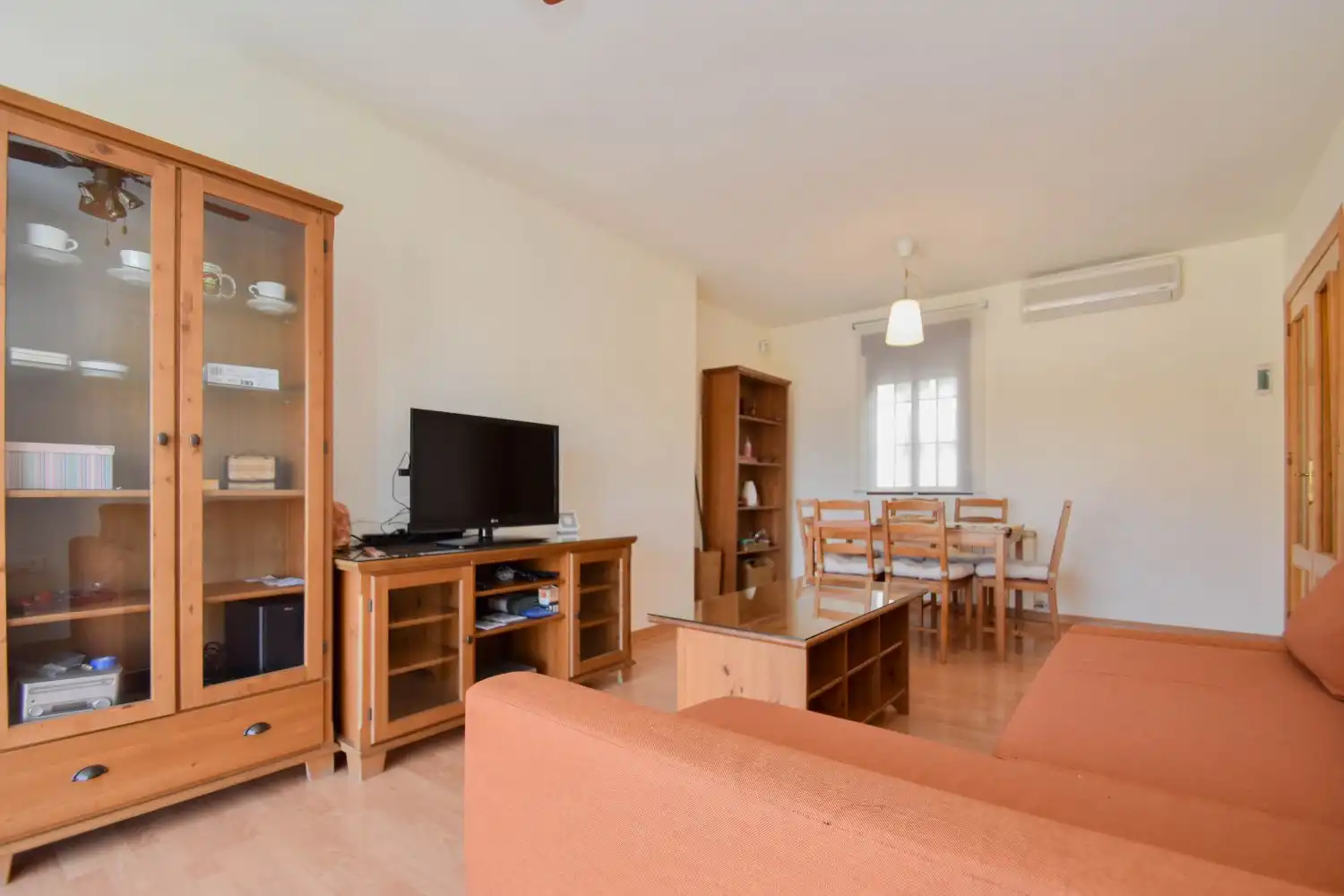 Living room of Flat for sale in Las Gabias  with Air Conditioner and Storage room