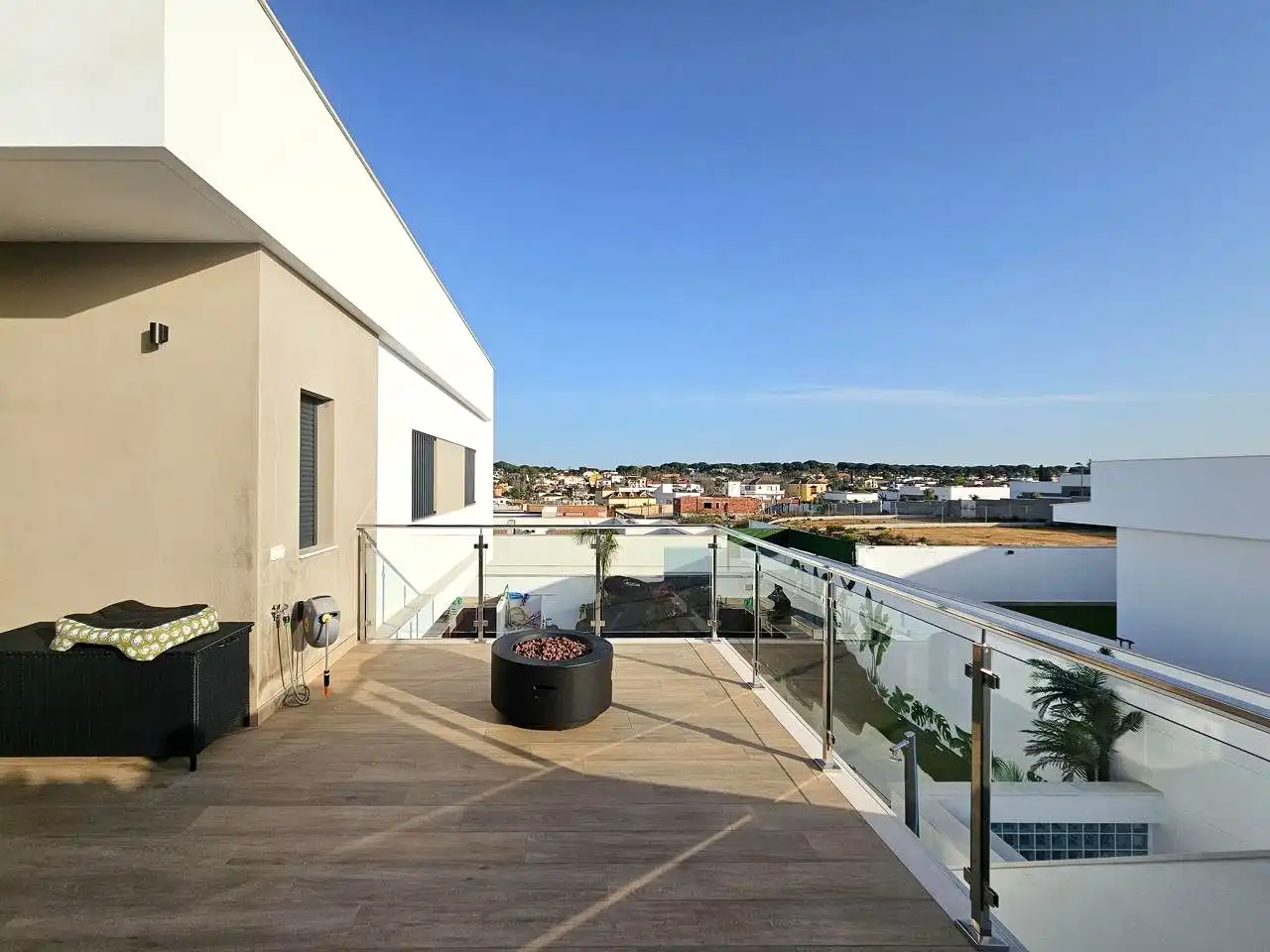 Terrassa de Casa o xalet en venda en Alcalá de Guadaira amb Aire condicionat, Jardí privat i Terrassa