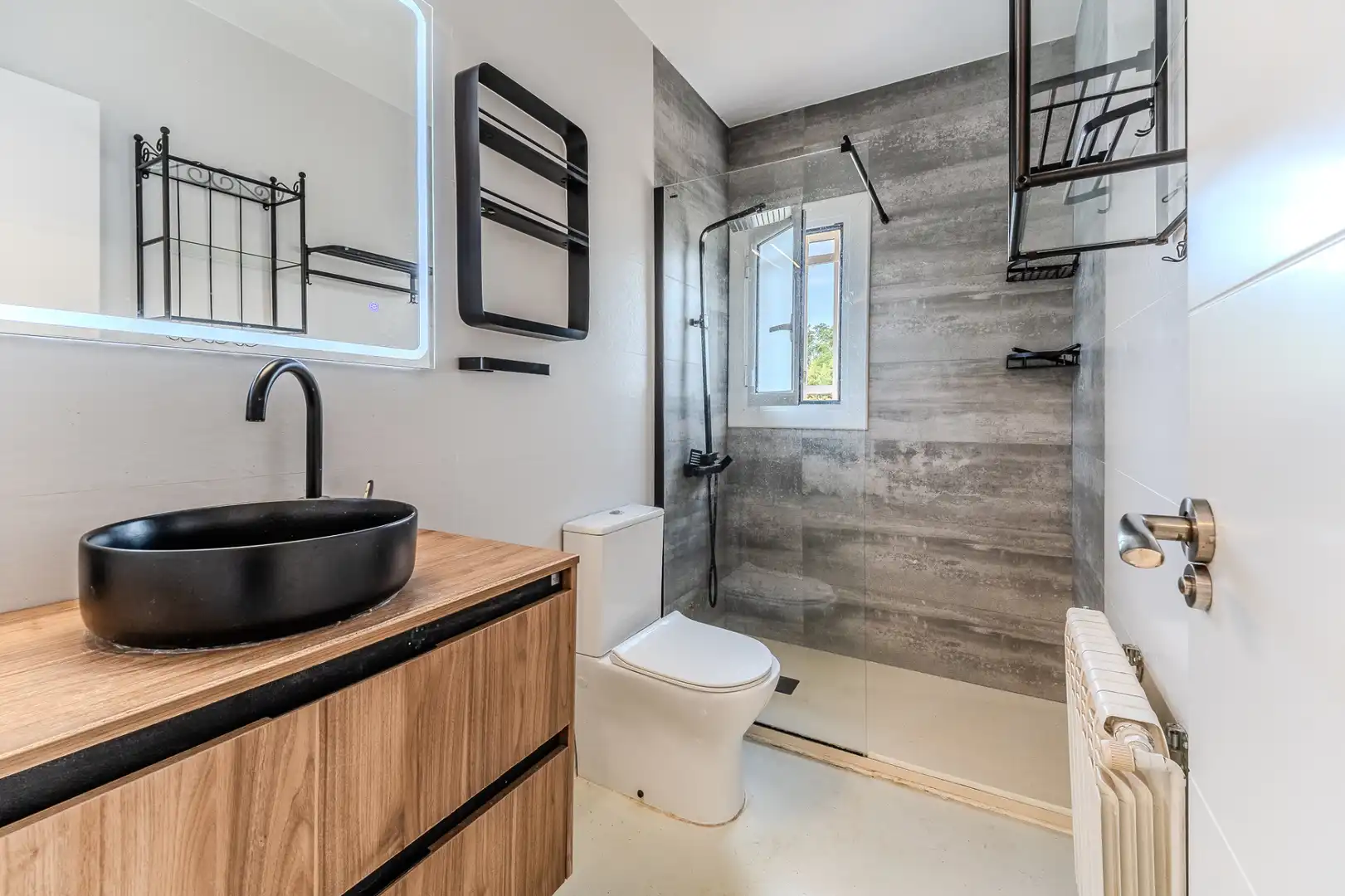 Bathroom of Houses for sale in L'Ametlla de Mar   with Air Conditioner, Heating and Private garden
