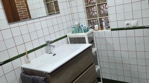 Foto 5 de Casa adosada en venta en Calzada de Valdunciel, Salamanca