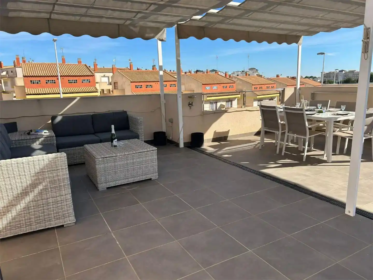 Terrasse von Wohnung zum Verkauf in Orihuela mit Klimaanlage, Schwimmbad und Balkon