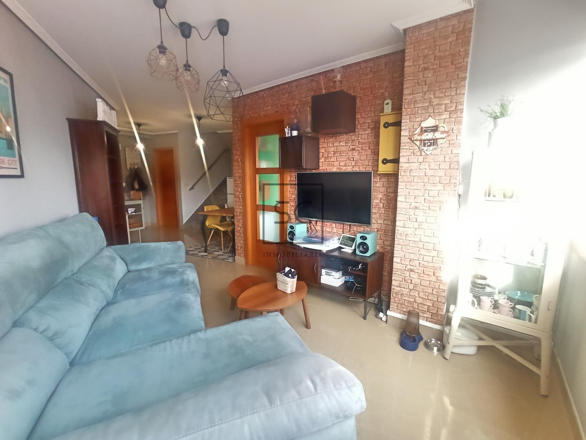 Sala d'estar de Àtic en venda en Ferrol amb Calefacció