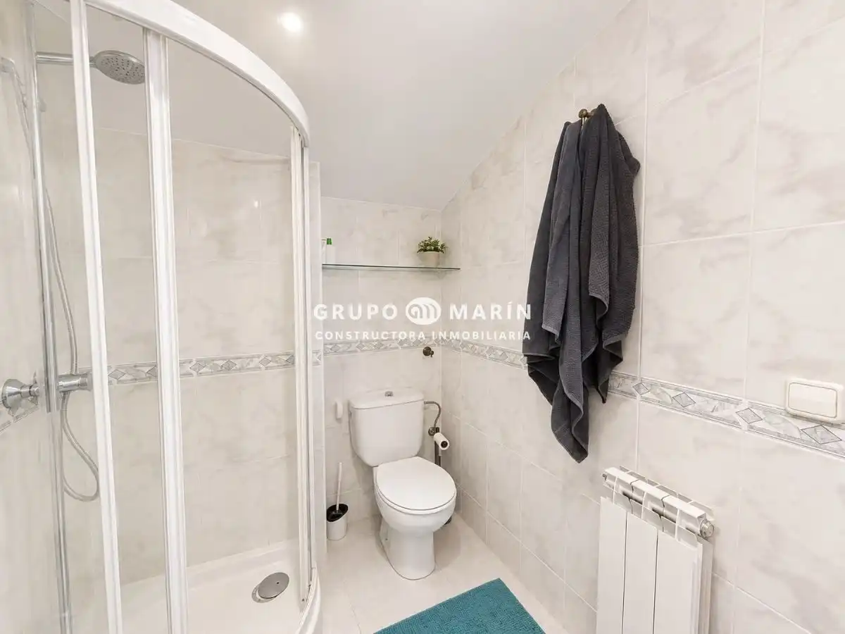 Baño de Piso en venta en Blanes con Calefacción, Terraza y Balcón