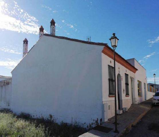 Casa adosada en Venta en C/ Juan Carlos I en Bodonal de la Sierra