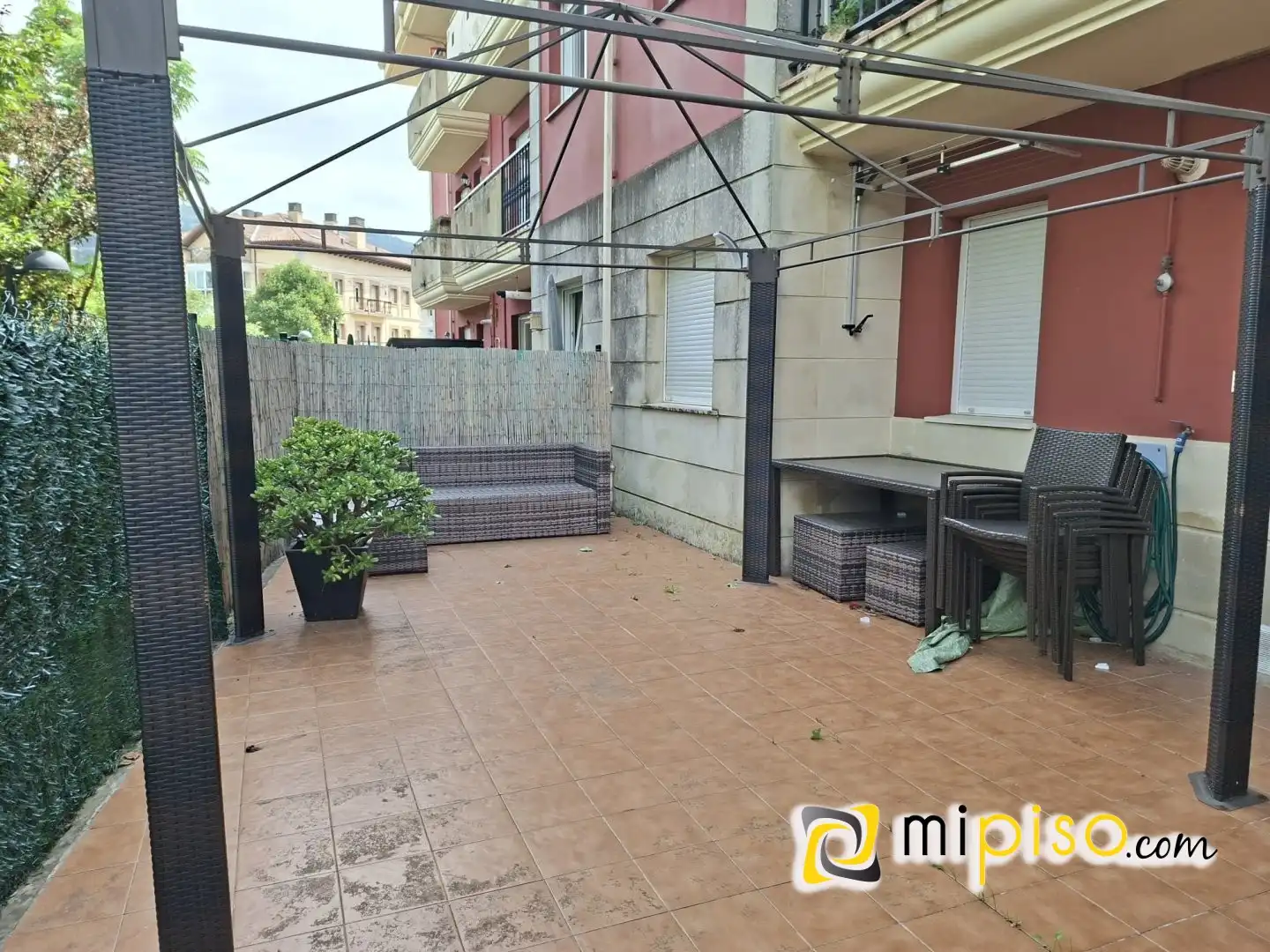 Terraza de Piso en venta en Ampuero con Calefacción, Terraza y Trastero