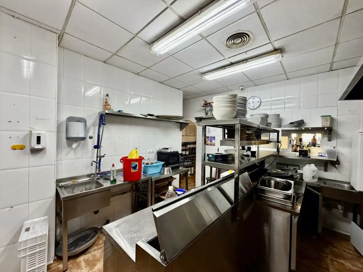 Business premises to rent in Avenida de Escandinavia, imagen 17