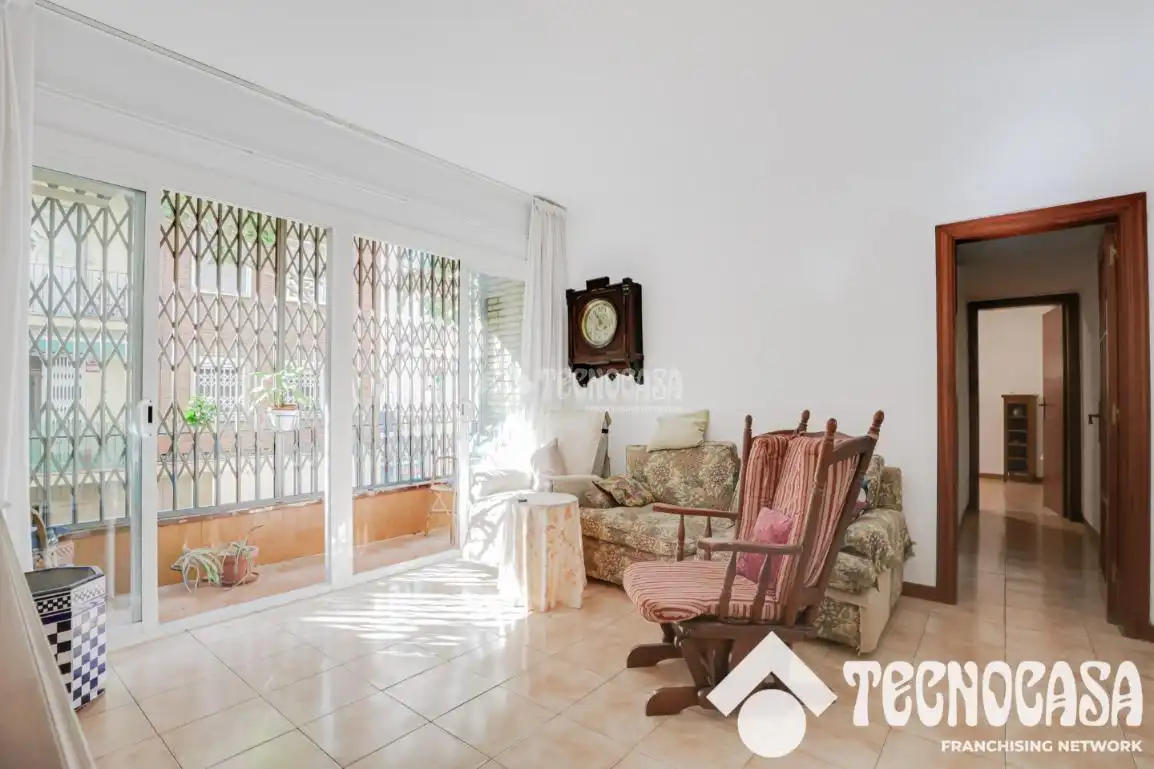 Piso con ascensor en venta en Sants - Montjuïc, imagen 3
