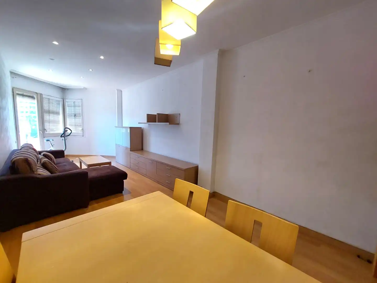 Dining room of Flat for sale in Barcelona  with Parquet flooring, Furnished and Oven