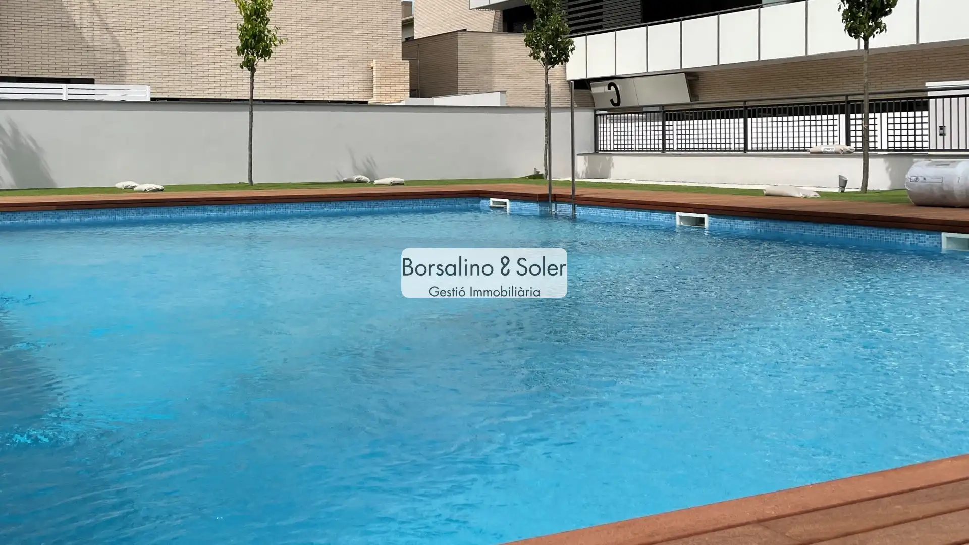 Piscina de Piso de alquiler en Granollers con Aire acondicionado, Calefacción y Parquet