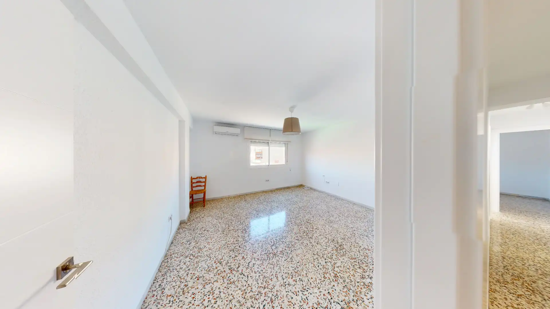 Habitación de Piso en venta en Almería con Aire acondicionado, Calefacción y Terraza