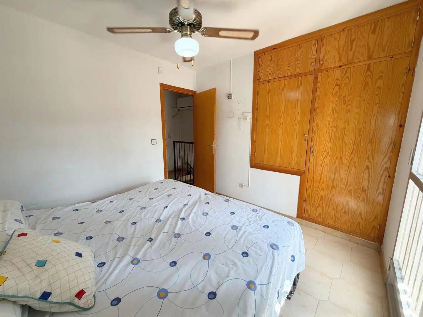 Dormitori de Casa o xalet en venda en Los Alcázares amb Aire condicionat, Terrassa i Moblat