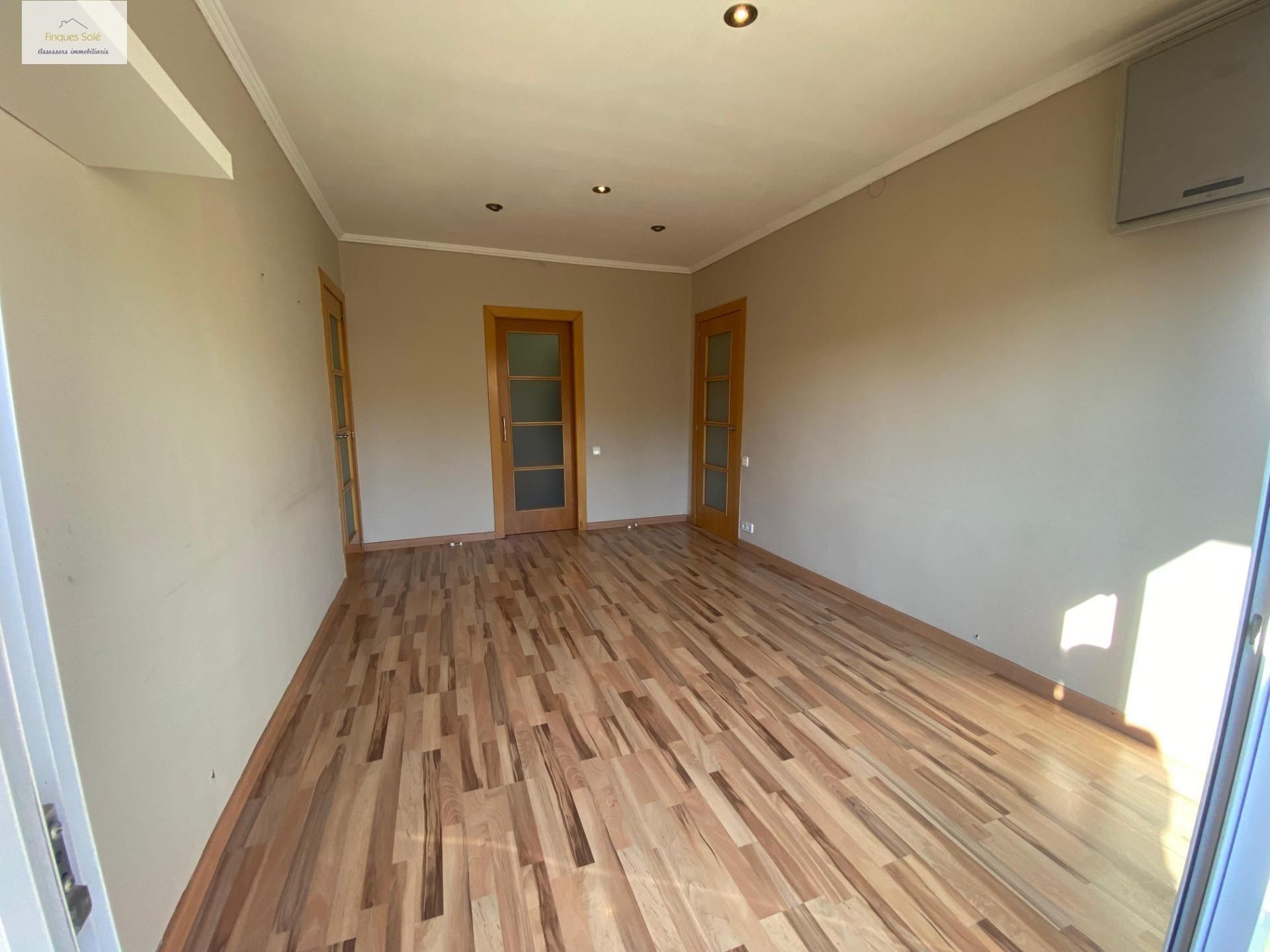 Dormitori de Pis en venda en Granollers amb Parquet, Traster i Balcó