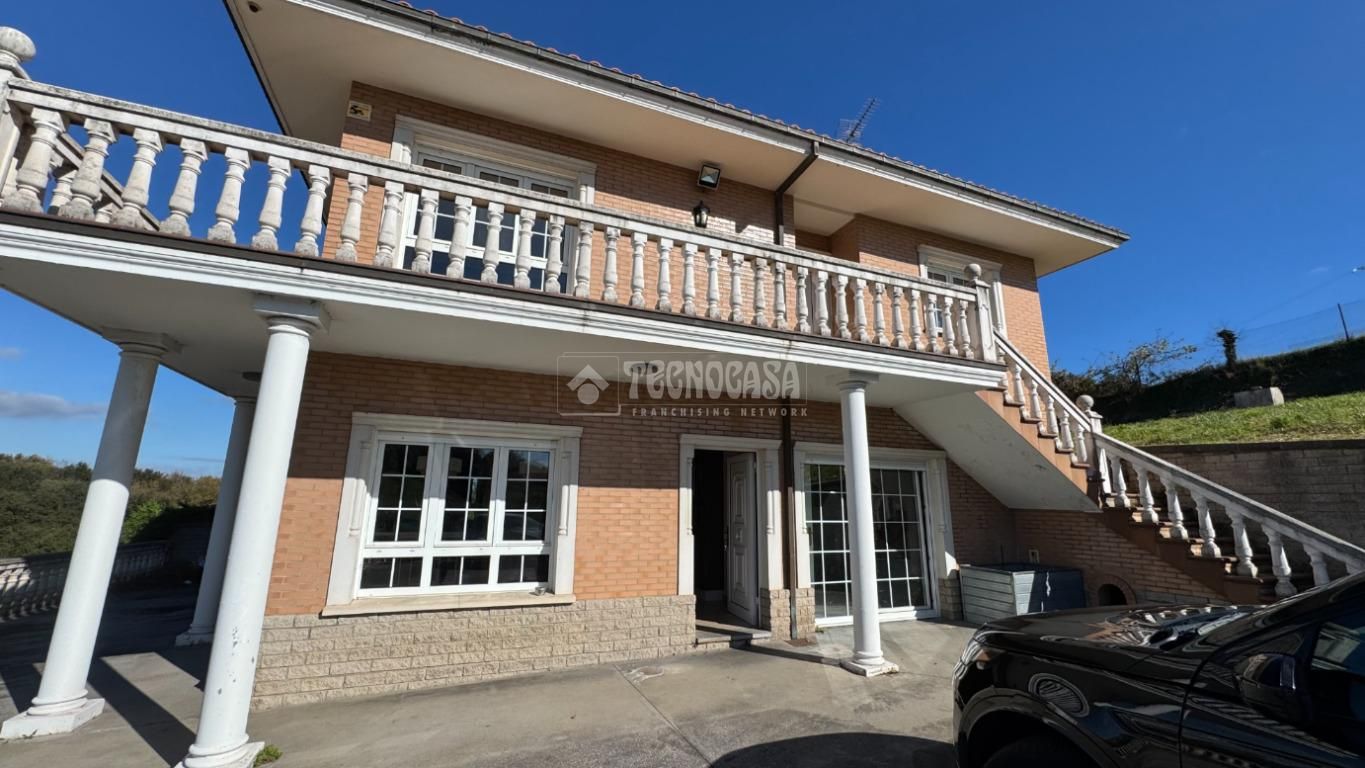 Exterior view of House or chalet for sale in Gijón   with Heating and Terrace