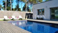 Piscina de Casa o xalet en venda en Vallromanes amb Aire condicionat, Calefacció i Jardí privat